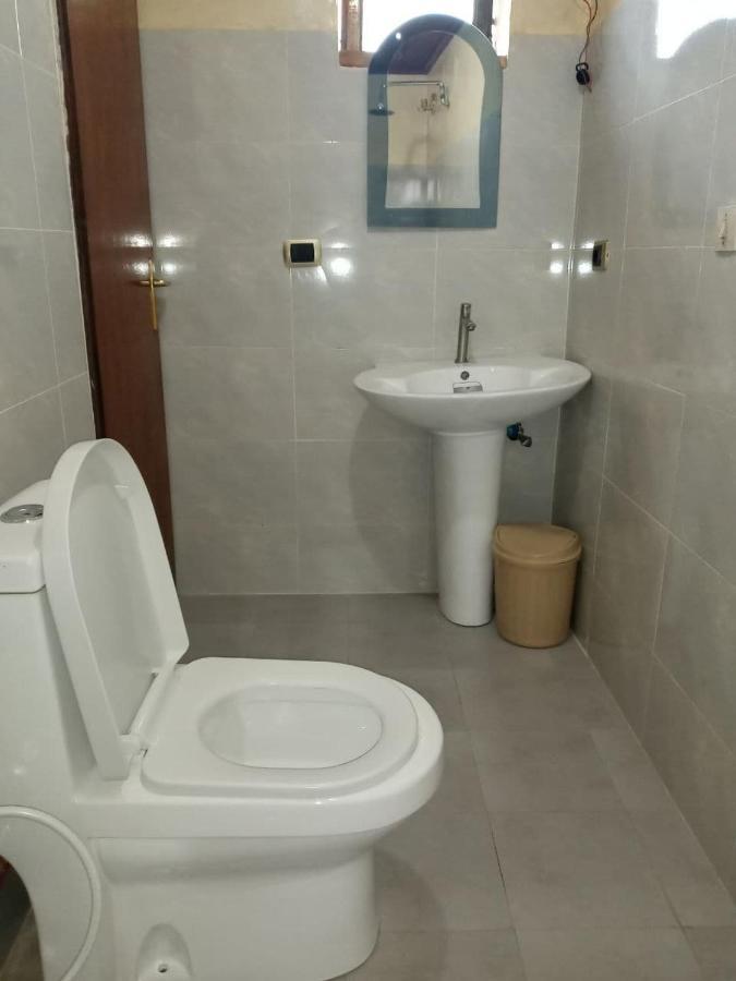 Lucy Guest House Адис Абеба Екстериор снимка
