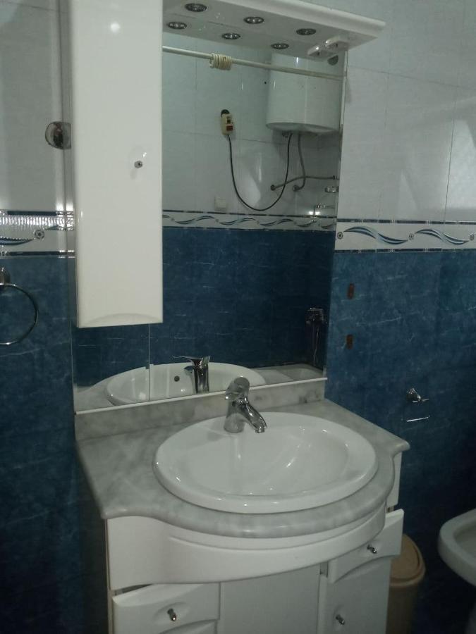 Lucy Guest House Адис Абеба Екстериор снимка